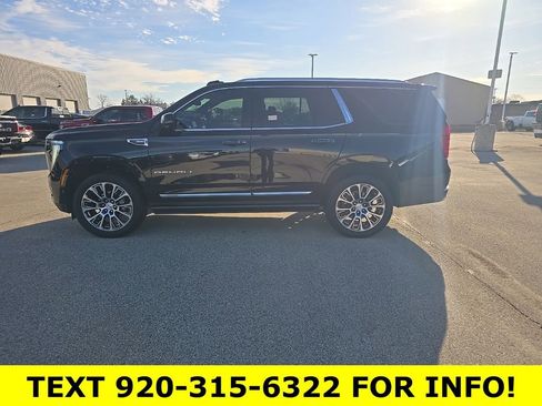 Used 2025 GMC Yukon Denali w/ Sun & Power Step Package image 3