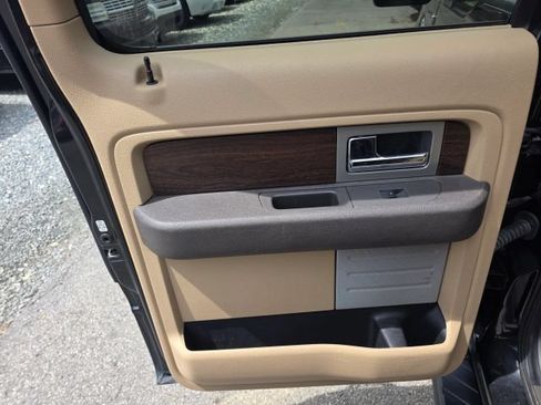Used 2013 Ford F150 Lariat w/ Luxury Equipment Group AWD/4WD image 19