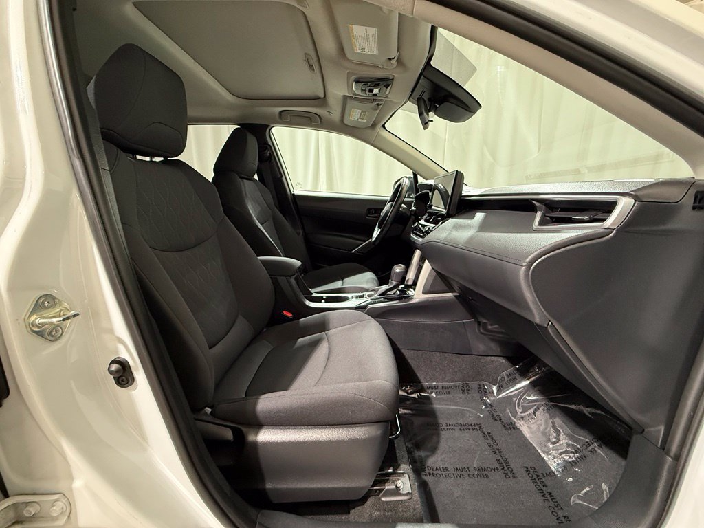 Certified 2023 Toyota Corolla Cross LE w/ Moonroof Package AWD/4WD image 23
