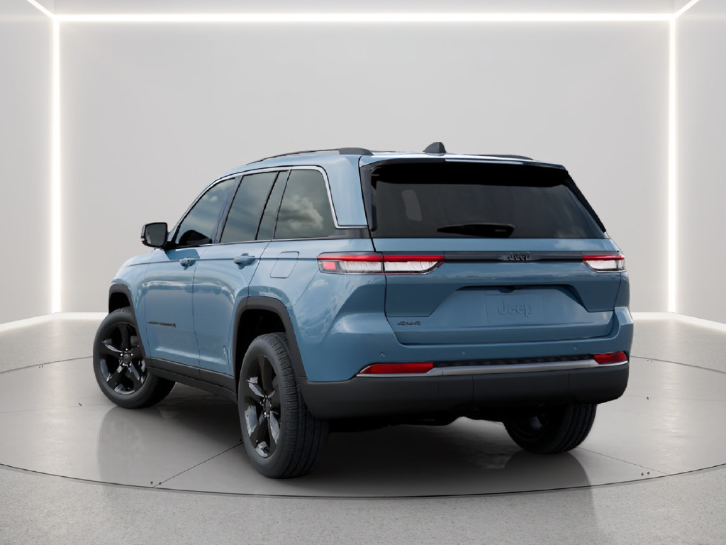 New 2027 Jeep Grand Cherokee Limited AWD/4WD image 3