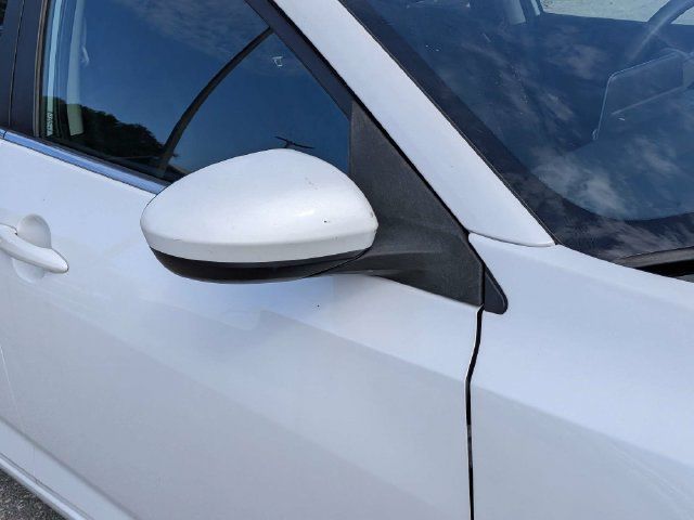 Used 2024 Nissan Sentra SV FWD image 11