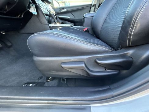 Used 2013 Toyota Camry SE image 12