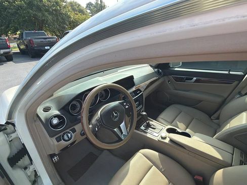 Used 2012 Mercedes-Benz C 250 Sedan image 8