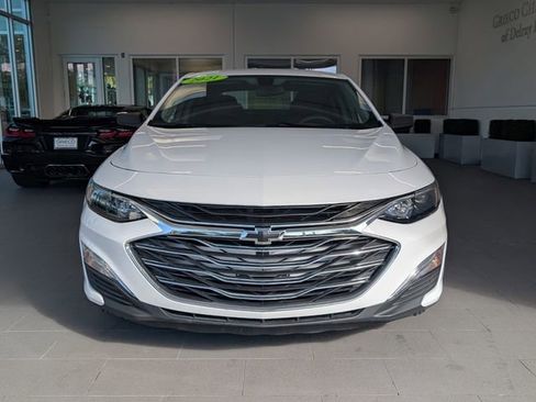 Used 2022 Chevrolet Malibu LS image 2