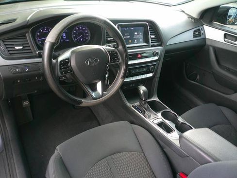 Used 2019 Hyundai Sonata SE FWD image 11