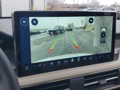 New 2026 Lincoln Corsair Premiere image 21