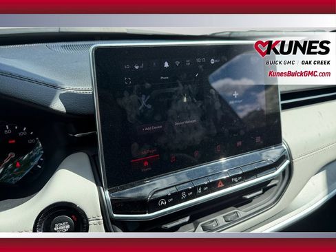 Used 2025 Jeep Compass Limited AWD/4WD image 19