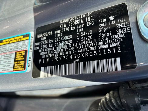 Used 2024 Kia Telluride EX w/ EX Captain's Chair Package image 14