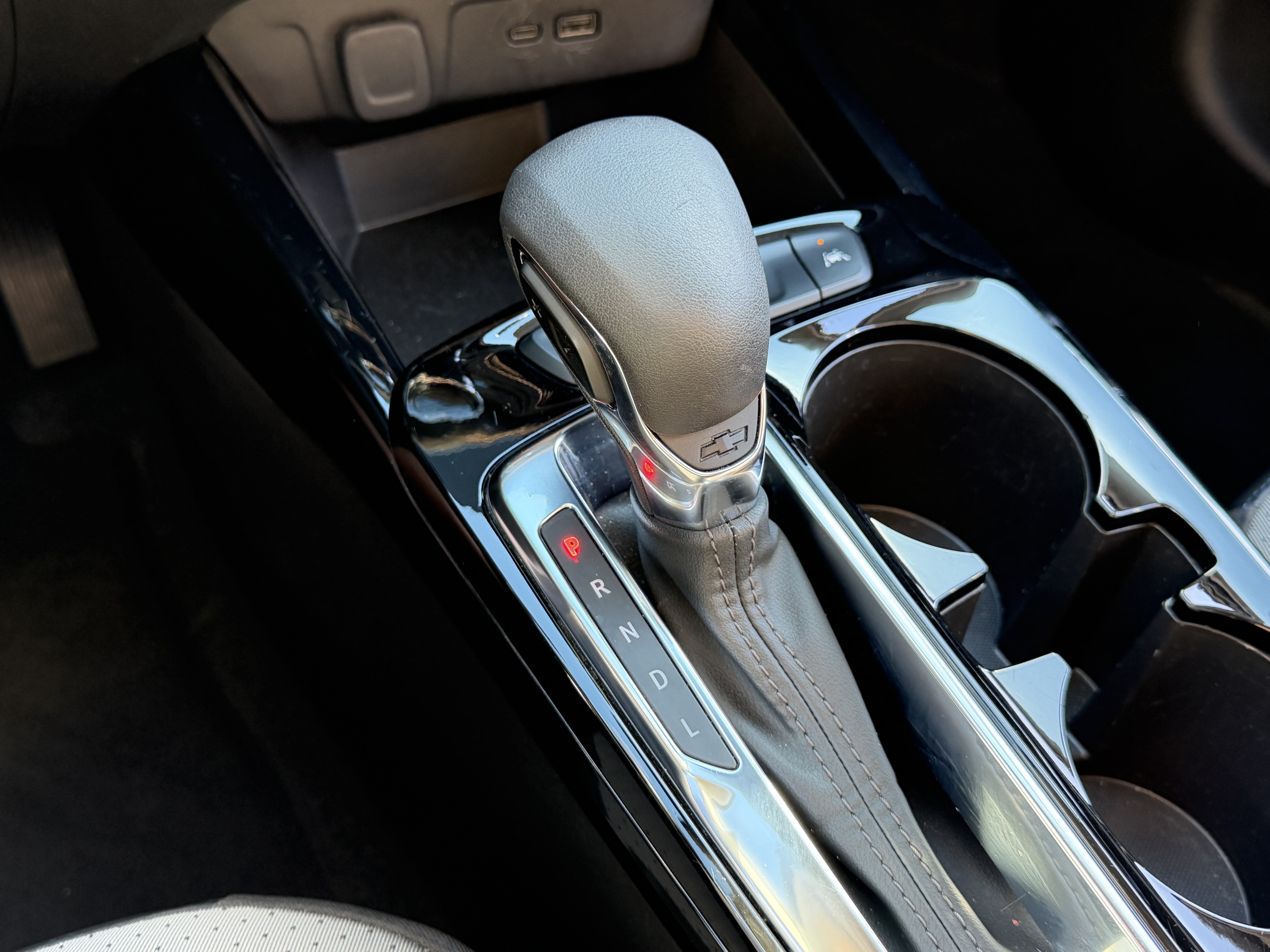 Used 2024 Chevrolet Trax LT FWD image 26