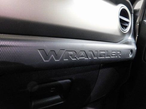 Used 2021 Jeep Wrangler Unlimited Sport S image 14