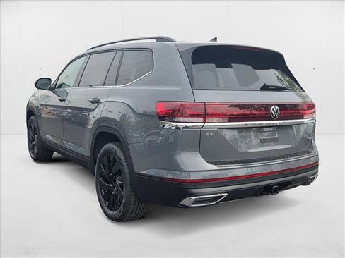 New 2026 Volkswagen Atlas SE image 9
