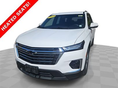 Used 2023 Chevrolet Traverse LT