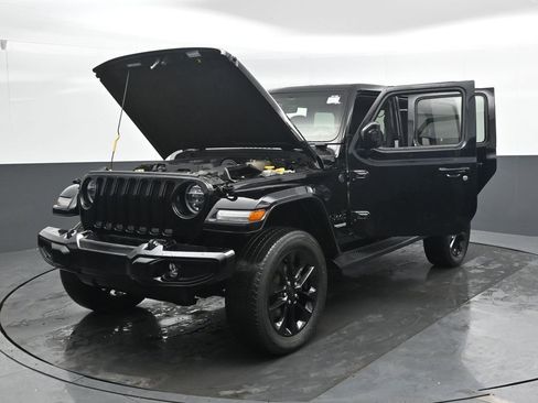 Used 2021 Jeep Wrangler Unlimited Sahara AWD/4WD image 55