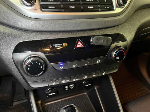 Used 2018 Hyundai Tucson SEL AWD/4WD image 35