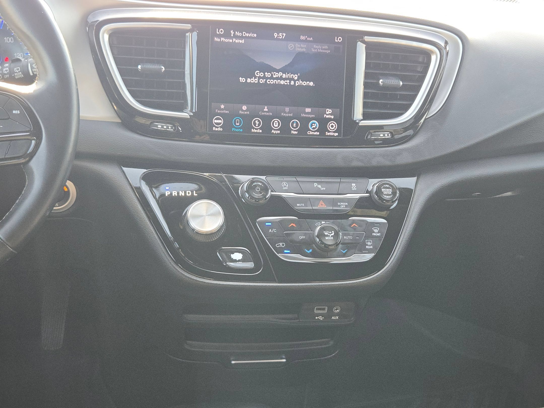 Used 2018 Chrysler Pacifica Touring Plus w/ S Appearance Package FWD image 17