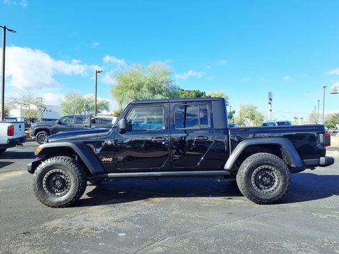 Used 2021 Jeep Gladiator Mojave image 3