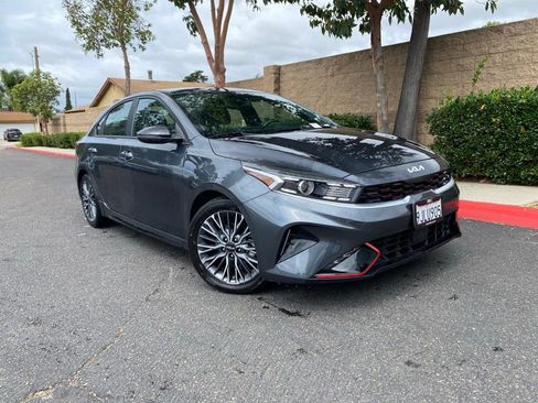 Used 2024 Kia Forte GT-Line image 2