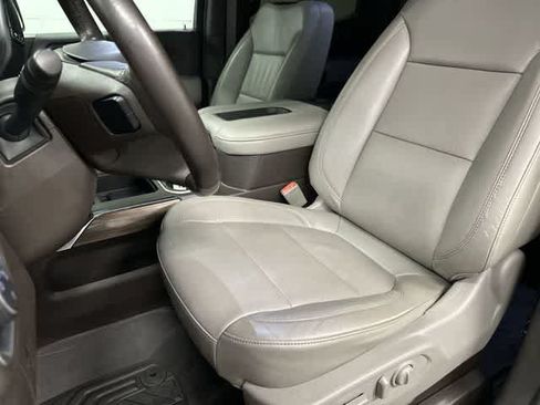 Used 2020 Chevrolet Silverado 1500 LT Trail Boss AWD/4WD image 10
