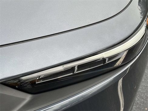 Certified 2023 Honda Accord LX image 9