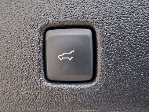 Certified 2023 Ford Escape Active AWD/4WD image 29