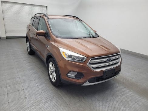 Used 2017 Ford Escape SE w/ Equipment Group 201A AWD/4WD image 13