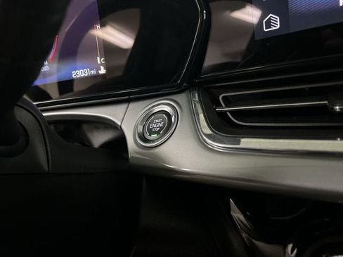 Certified 2025 Chevrolet Trax LT w/ LT Convenience Package image 16