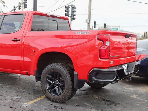 Used 2021 Chevrolet Silverado 1500 LT Trail Boss w/ Convenience Package II image 12