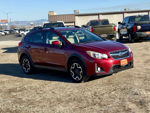 Used 2016 Subaru Crosstrek 2.0i Premium w/ Moonroof Package image 6