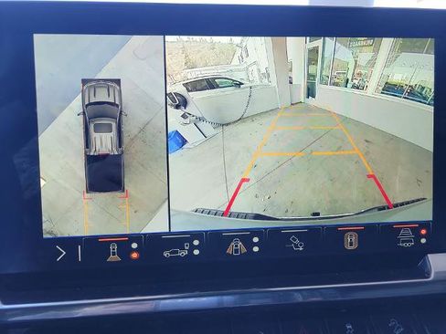 New 2025 Chevrolet Silverado 1500 LT w/ Z71 Off-Road Package image 50