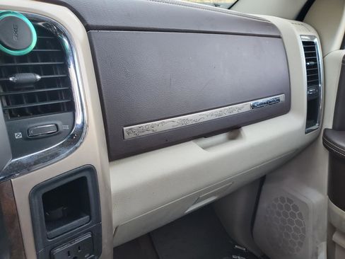 Used 2018 RAM 2500 Longhorn image 29