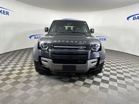 Used 2023 Land Rover Defender 130 X-Dynamic SE AWD/4WD image 3
