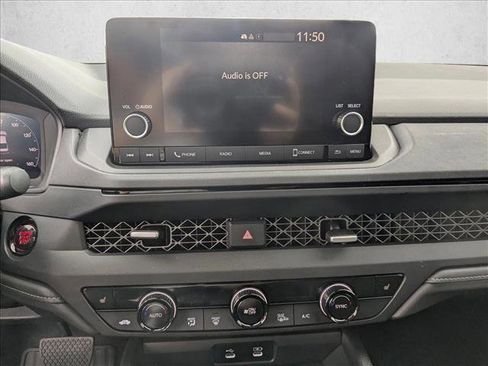 Used 2025 Honda Accord SE image 12