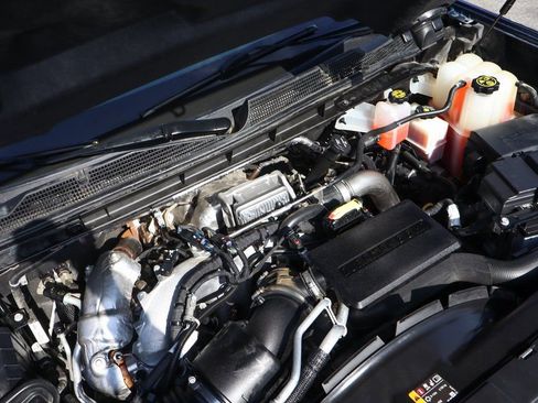 Used 2021 Chevrolet Silverado 3500 High Country w/ Z71 Off-Road Package image 12