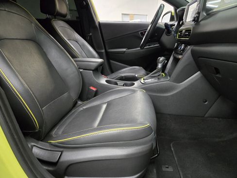Used 2019 Hyundai Kona Limited FWD image 12