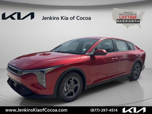 New 2026 Kia K4 FWD image 10