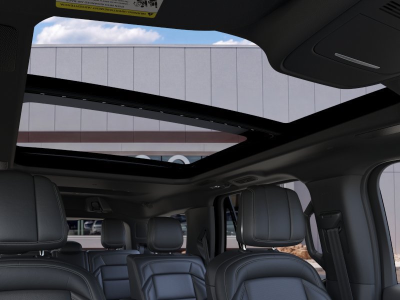 New 2026 Lincoln Navigator Reserve w/ Jet Appearance Package AWD/4WD image 22