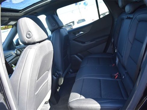 New 2026 Chevrolet Equinox LT w/ Convenience Package II image 18