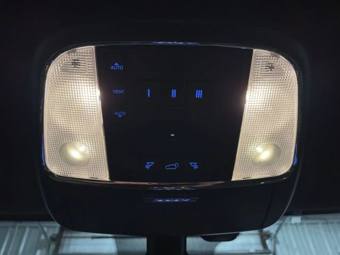 Used 2020 Jeep Grand Cherokee Trailhawk image 38