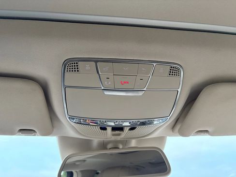 Used 2015 Mercedes-Benz S 550 S 550 4MATIC Sedan 4D image 21