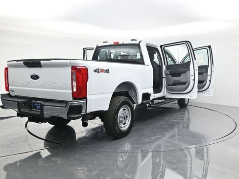 New 2026 Ford F250 XL w/ XL Chrome Package image 56