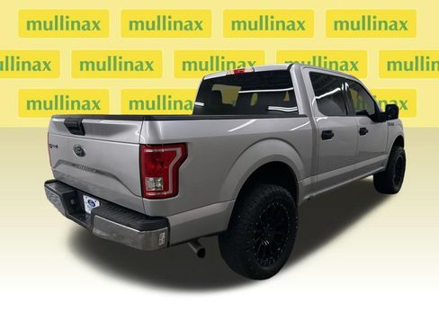 Used 2017 Ford F150 XLT RWD image 5
