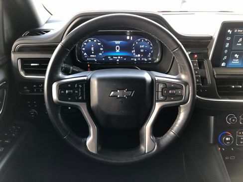 Used 2022 Chevrolet Tahoe Z71 w/ Z71 Off-Road Package image 17