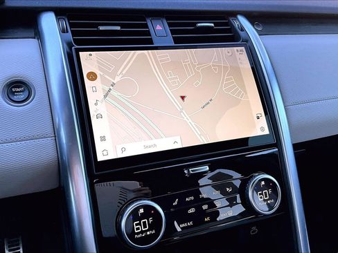 Used 2023 Land Rover Discovery HSE R-Dynamic image 5