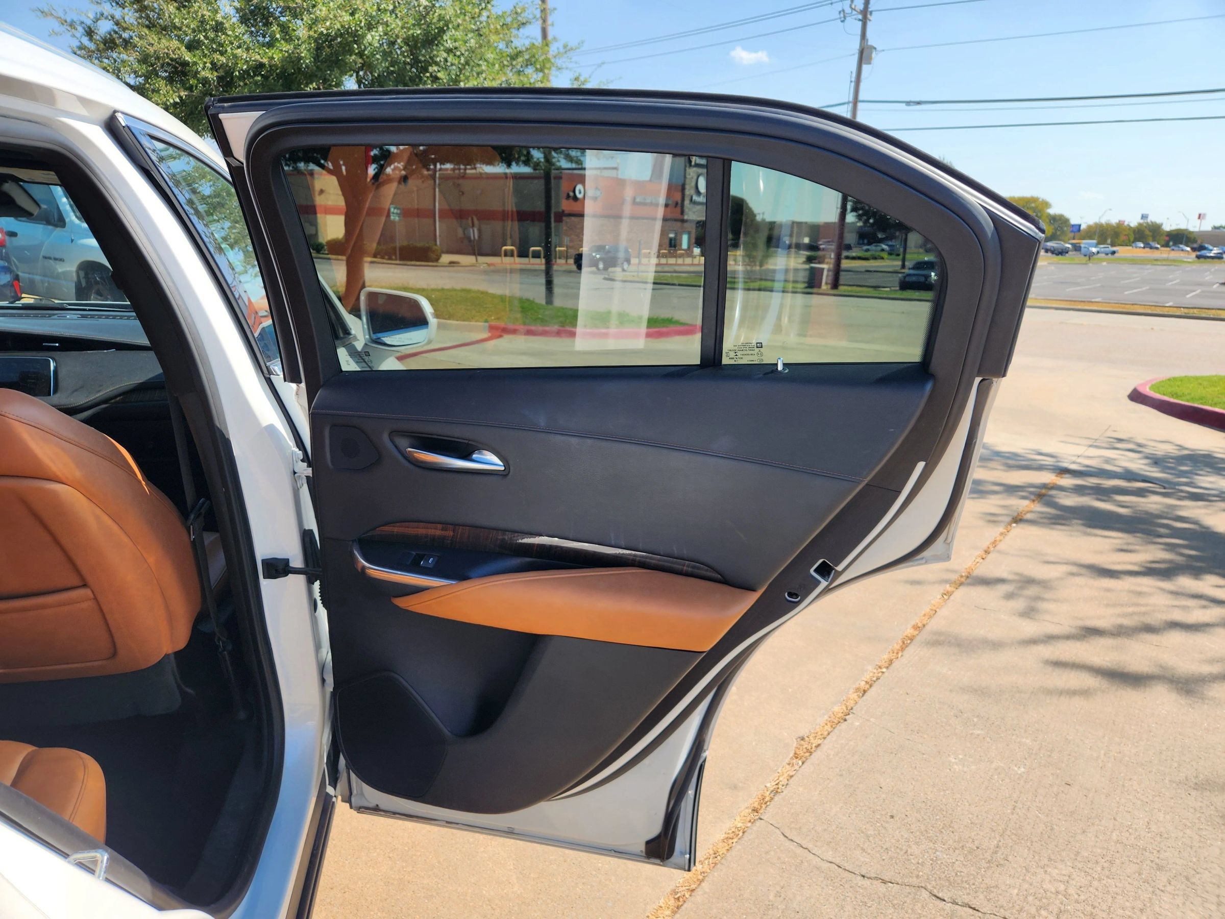 Used 2019 Cadillac XT4 Premium Luxury w/ Technology Package AWD/4WD image 13
