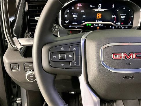 Used 2025 GMC Sierra 1500 SLT w/ SLT Premium Plus Package AWD/4WD image 11