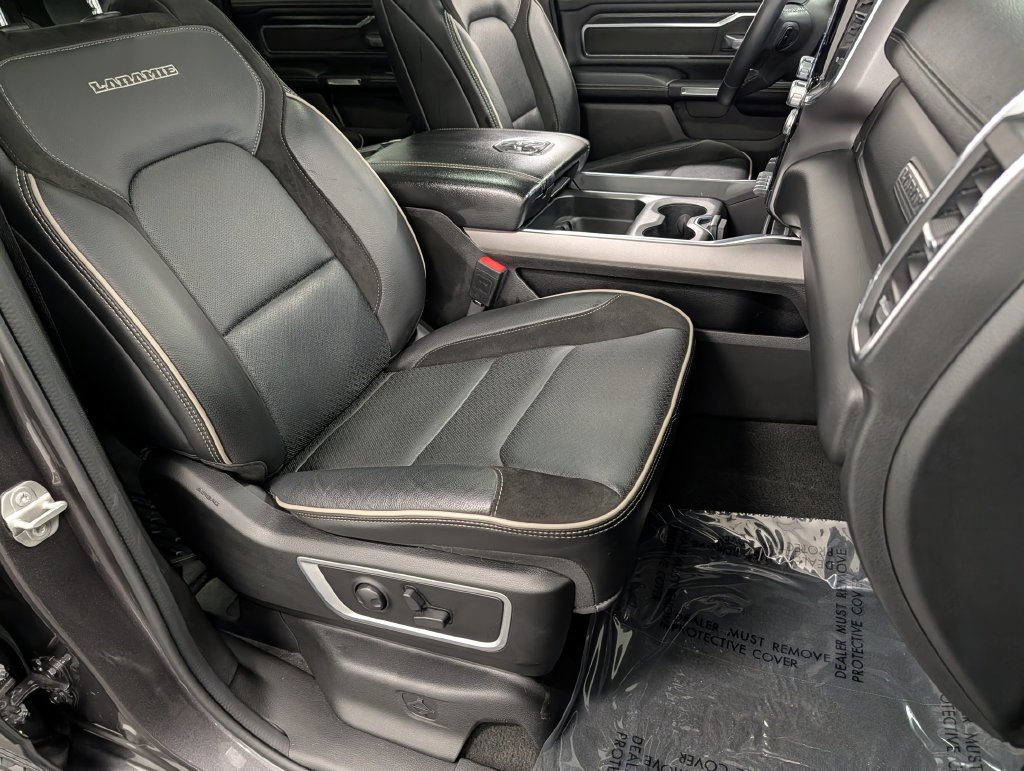 Used 2024 RAM 1500 Laramie AWD/4WD image 29