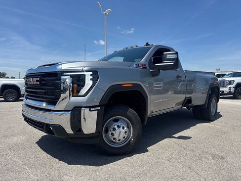 New 2026 GMC Sierra 3500 Pro w/ 1SA Pro Safety Plus Package AWD/4WD image 1