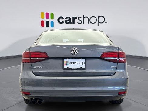 Used 2017 Volkswagen Jetta S image 4