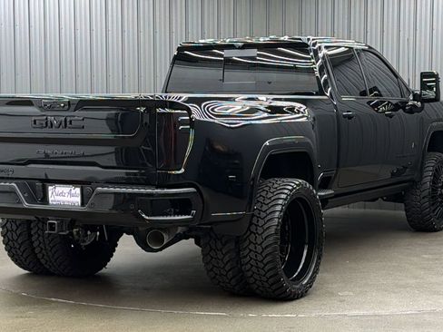 Used 2026 GMC Sierra 3500 Denali Ultimate AWD/4WD image 5