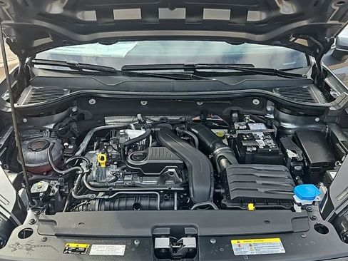 New 2026 Volkswagen Taos SEL AWD/4WD image 10